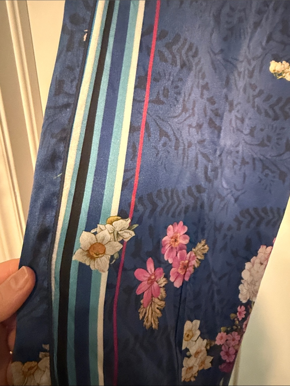 Johnny Was Silk Blend Bohemian Athleisure Navy Floral Elastic Waist Pants Size L - Picture 9 of 11
